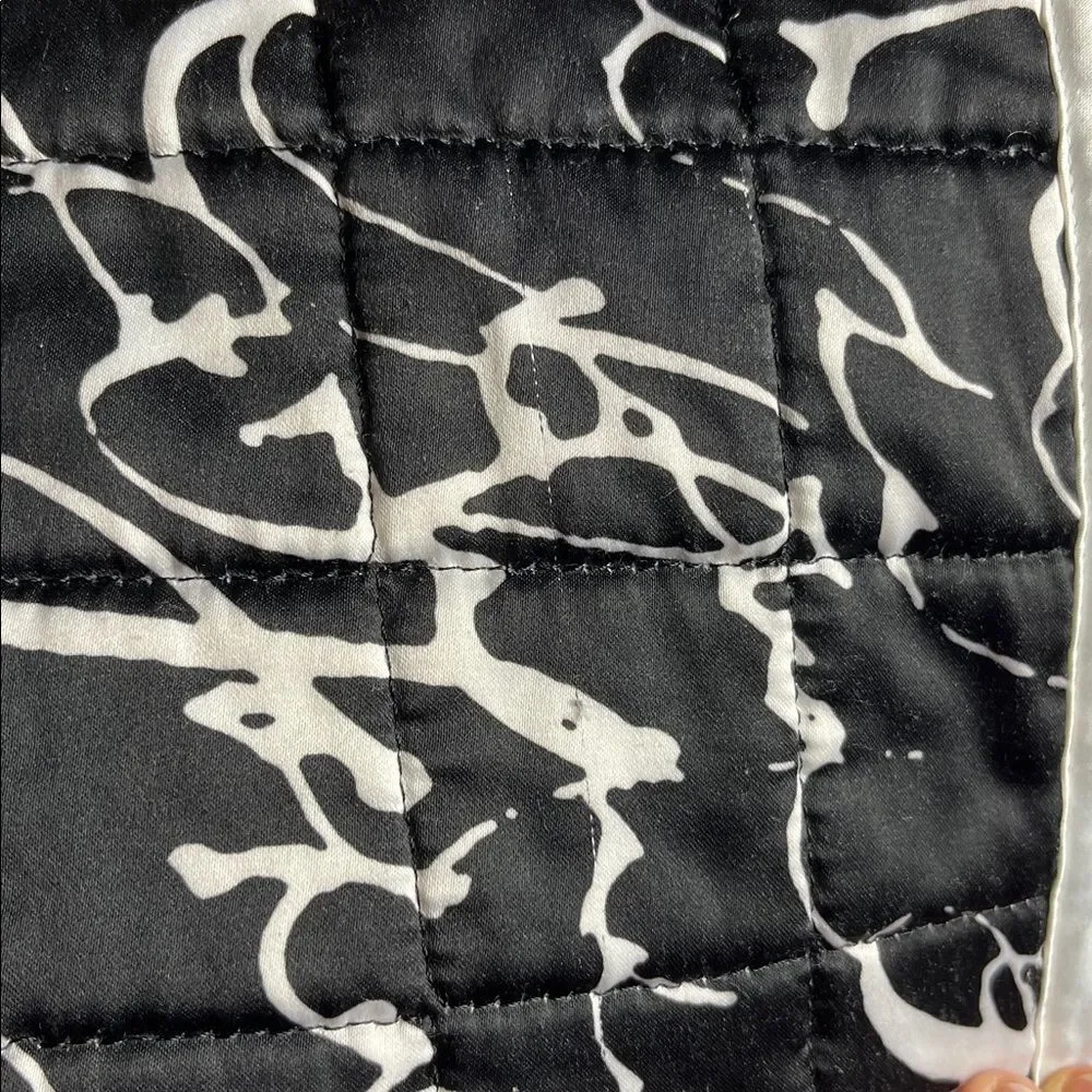 Black and White Vince Camuto Lucerne Print Queen Comforter